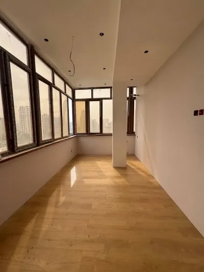 4-комн. квартира, 11 этаж, 107 м², И Сомони — миниатюра 3
