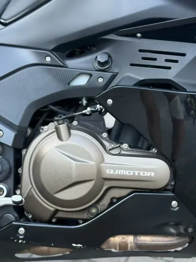 Мотоцикл QJmoto 500SR — миниатюра 4