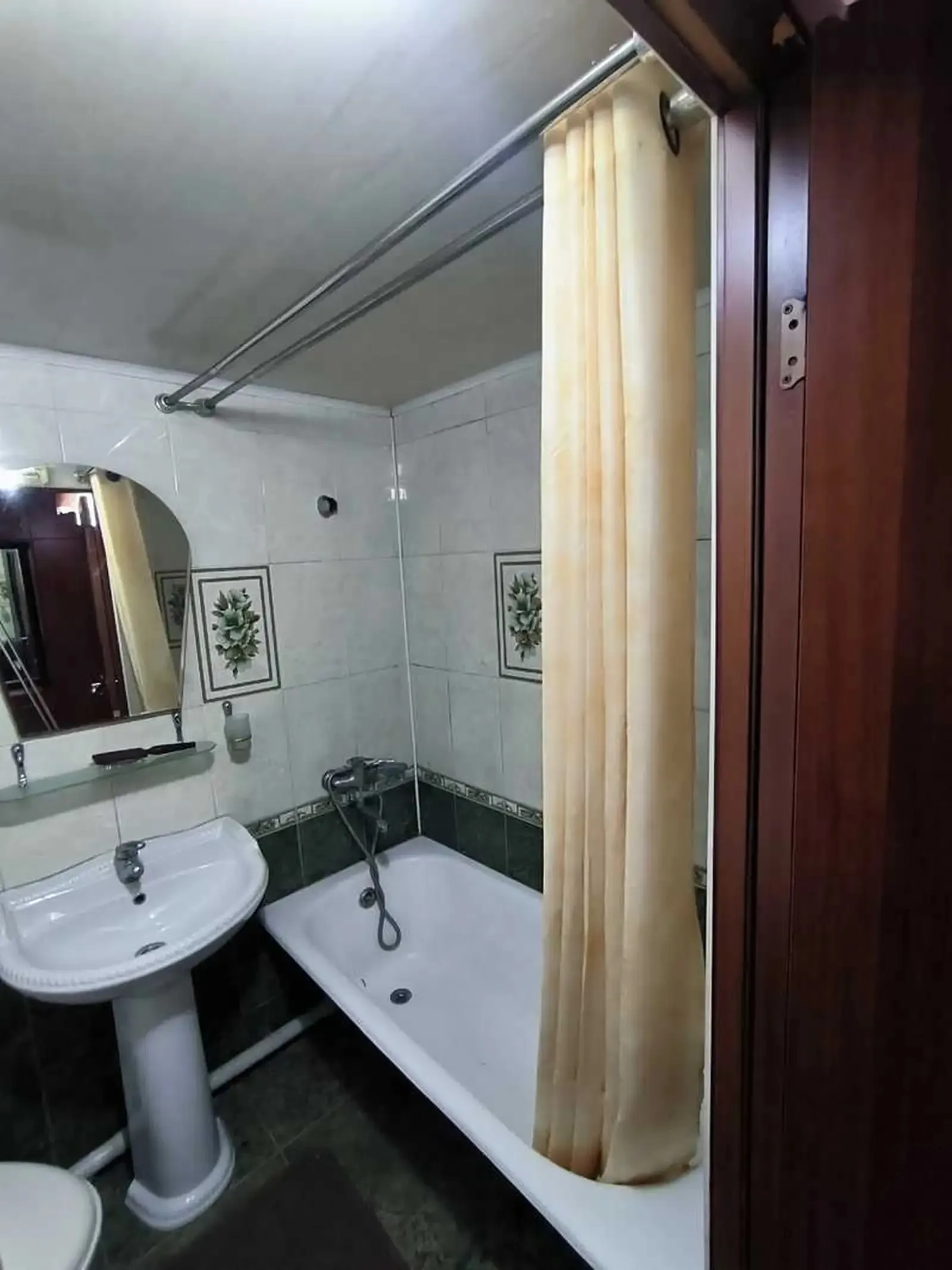 2-комн. квартира, 1 этаж, 54м², Стари Айрапорт