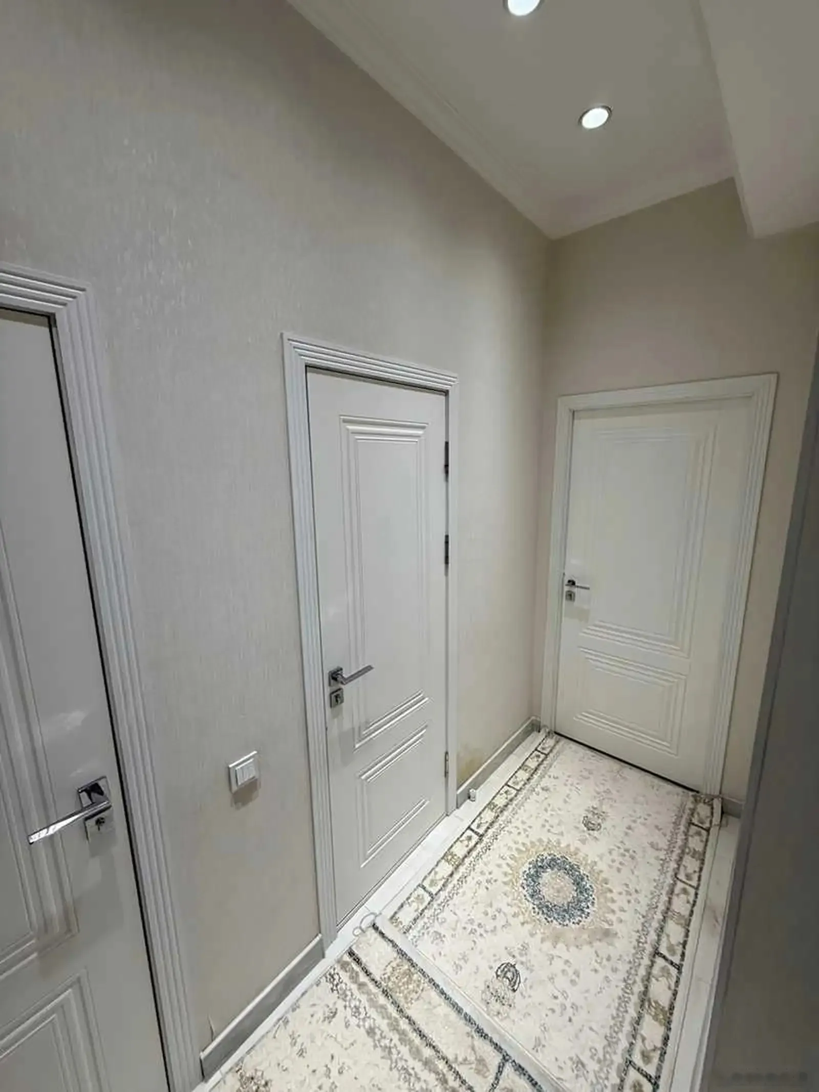 2-комн. квартира, 12 этаж, 90м², Голубой экран