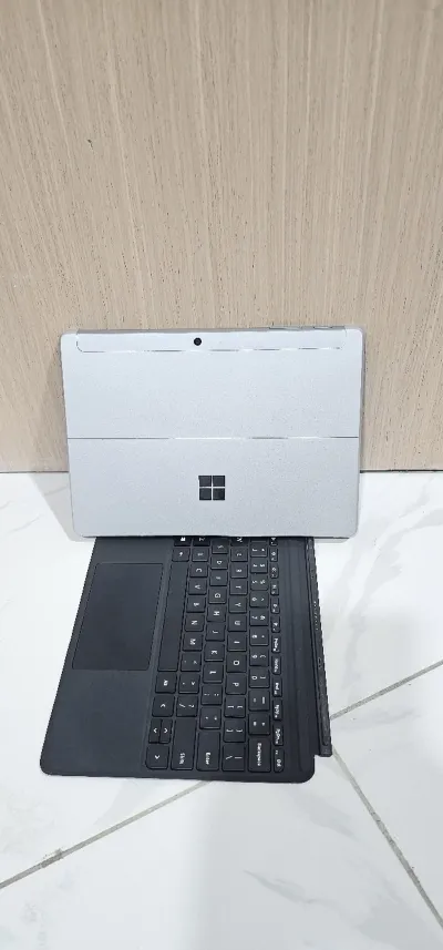 Планшет Microsoft Surface Pro i5 7th 8/256 — миниатюра 2