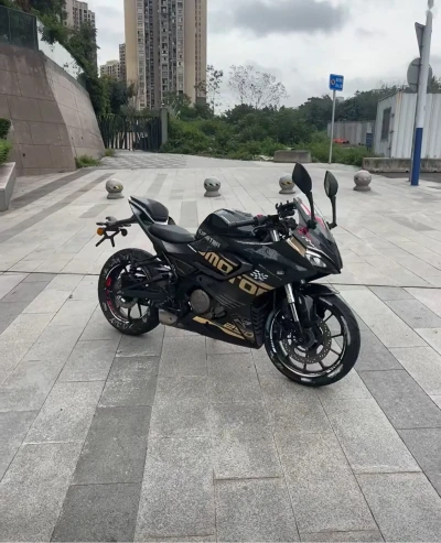 Мотоцикл QJmoto 250 на заказ — миниатюра 1