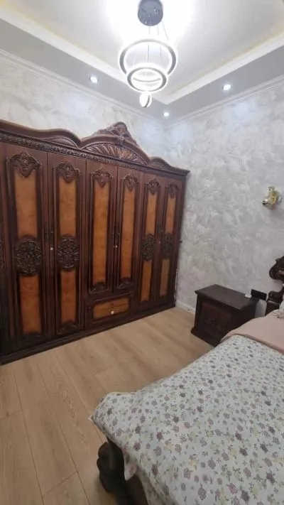 3-комн. квартира, 6 этаж, 120 м², И. Сомони
