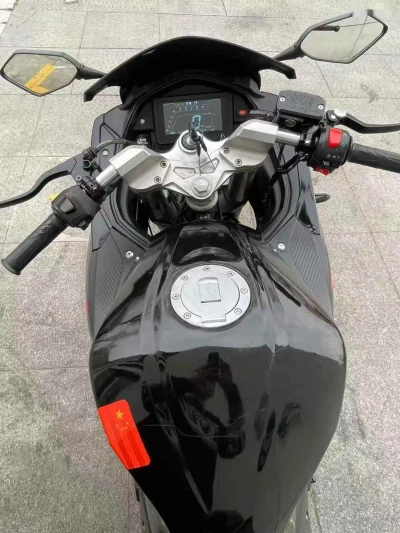 Мотоцикл Dugati 400 cc на заказ — миниатюра 2