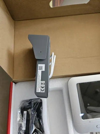 Видеодомофон Hikvision DS-KIS 203 — миниатюра 6