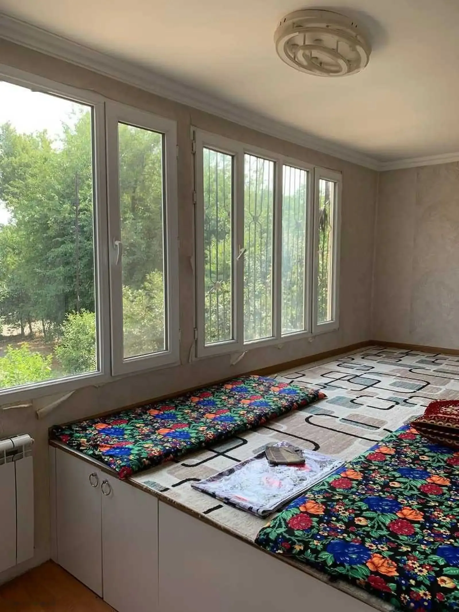 3-комн. квартира, 2 этаж, 67м², Фирдавси