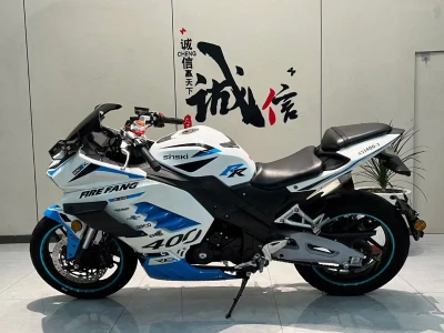 Мотоцикл Kawasaki 400 cc — миниатюра 3