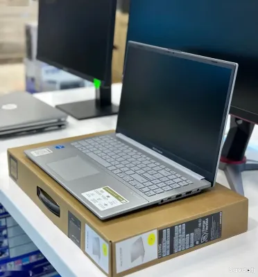 Ноутбук Asus vivobook core i 3-N305