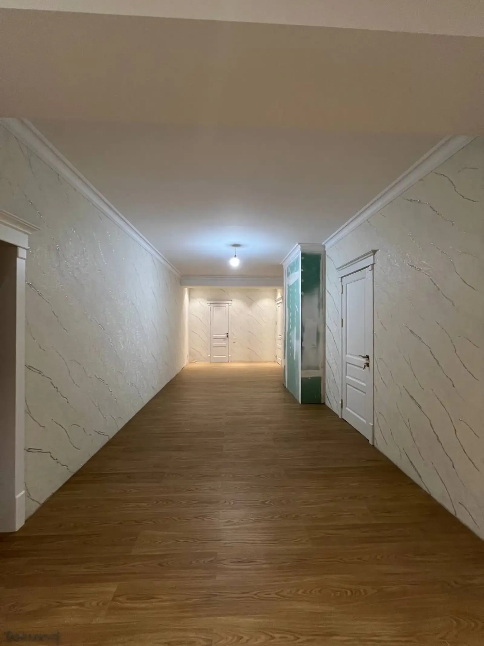 3-комн. квартира, 14 этаж, 197 м², Шохмансур
