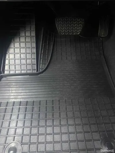 Полик от BMW 3 series