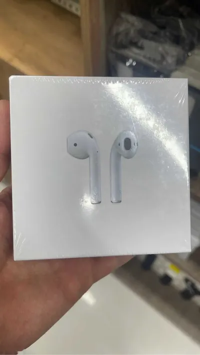 Наушники Apple AirPods 2 — миниатюра 1