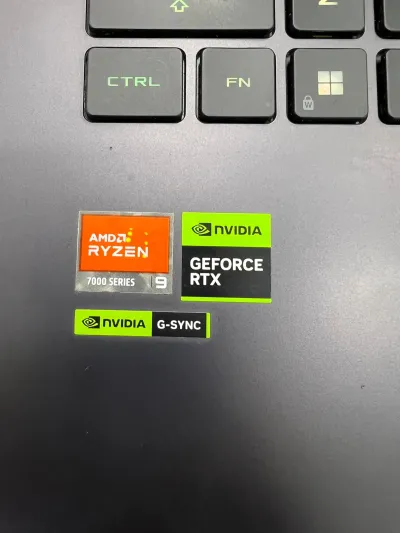 Ноутбук Republic Games G713P — миниатюра 2