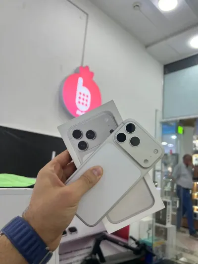Apple iPhone 17 Pro Max, 512 gb, Silver — миниатюра 2