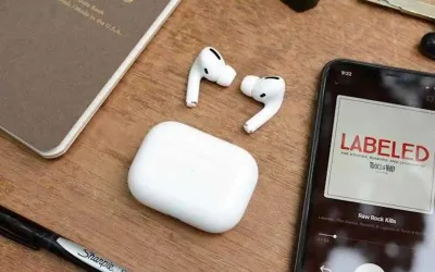 Беспроводные наушники Apple AirPods Pro — миниатюра 3