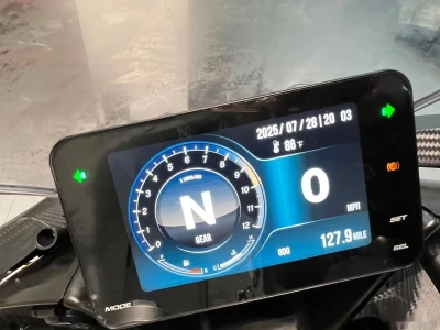 Мотоцикл Dugati 400 cc — миниатюра 6