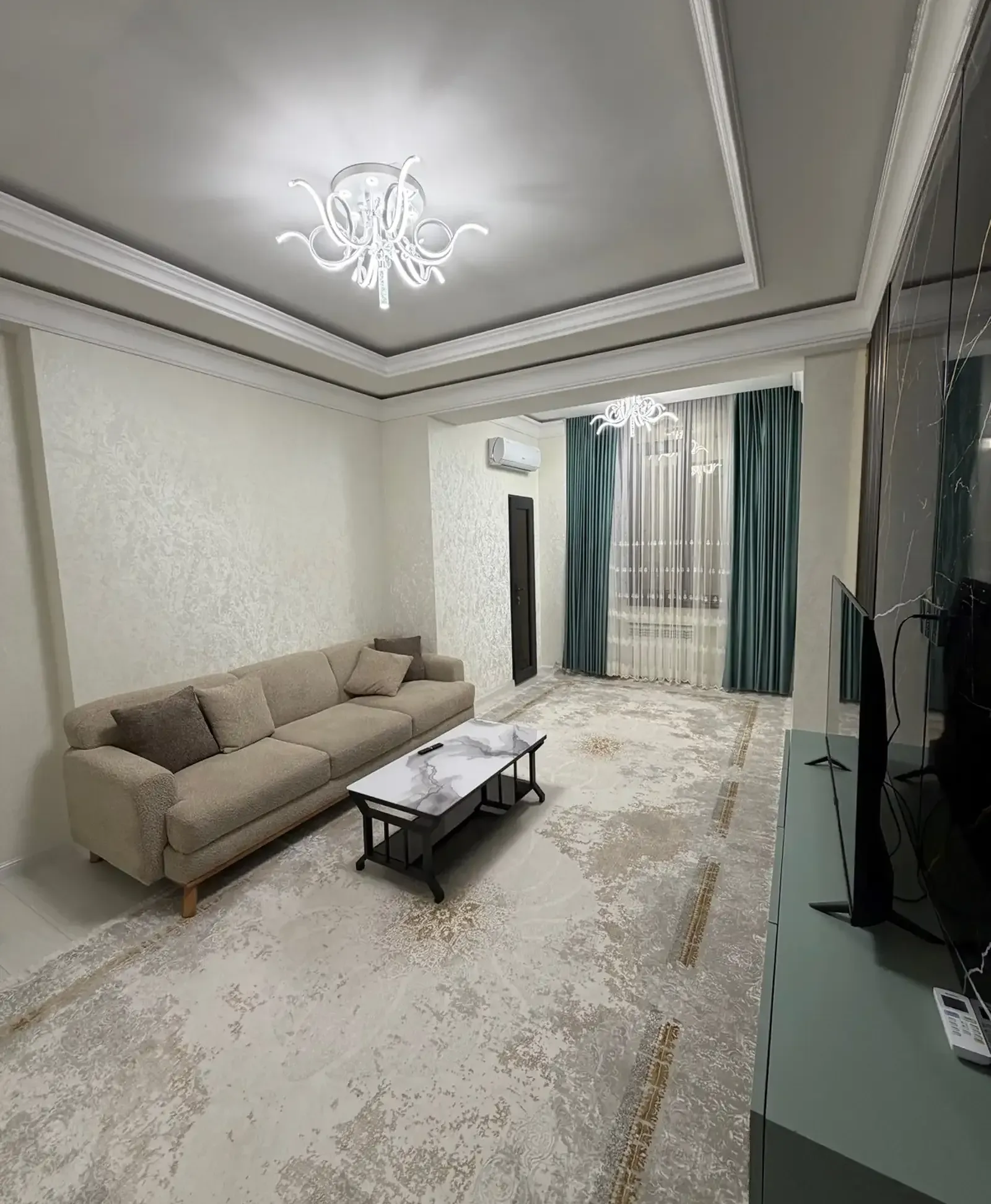 2-комн. квартира, 14 этаж, 60м², Шохмансур/Пайкар