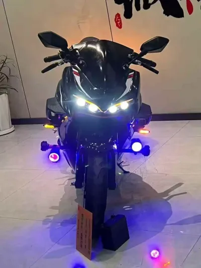 Мотоцикл Ducati — миниатюра 1