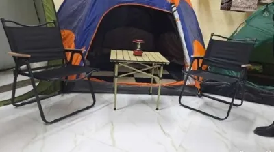 Складной стол со стулями