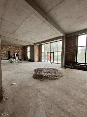 Помещение под свободное назначение, 270м², Сзади гостиницы Сафо, Спуск пединститута, Центр
