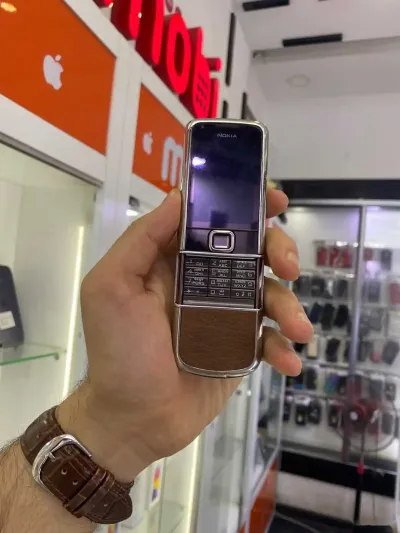 Nokia 8800 — миниатюра 1