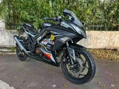 Мотоцикл Kawasaki — миниатюра 1