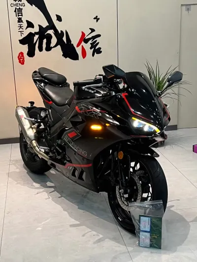 Мотоцикл Dugati 400 cc
