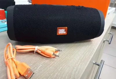 Портативная колонка JBL Charge 4