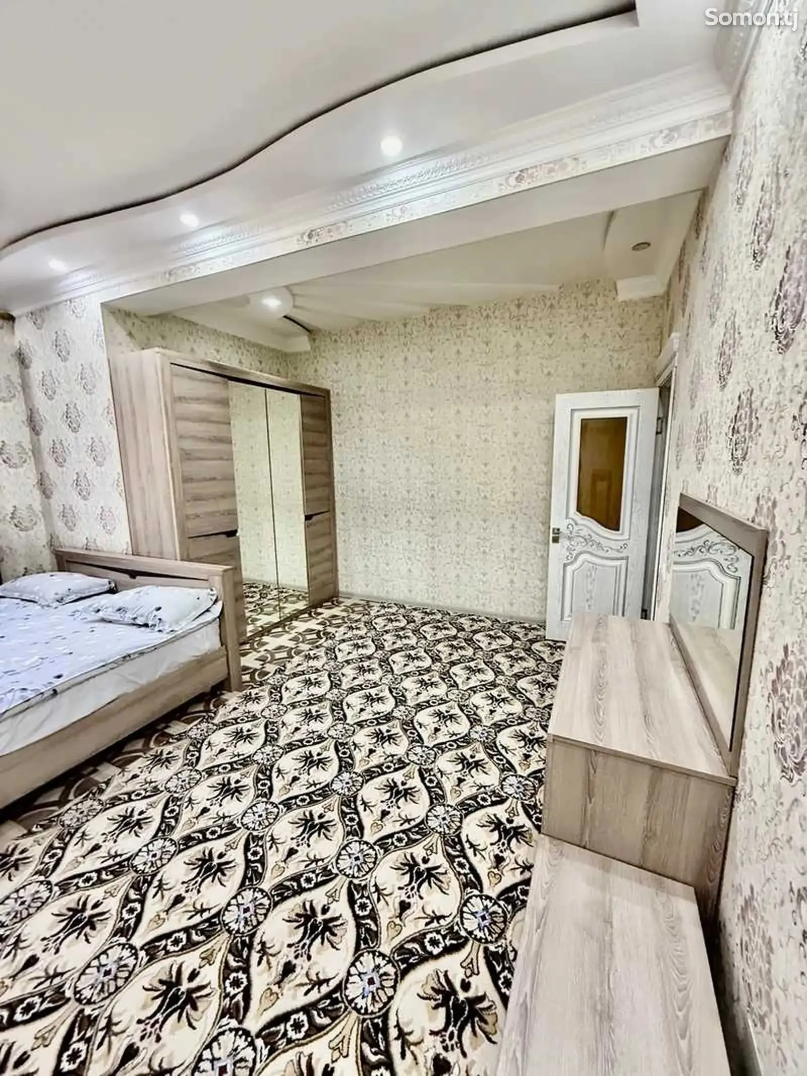 3-комн. квартира, 4 этаж, 140м², дом печати