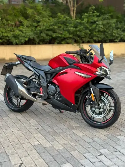 Мотоцикл Voge 300GT — миниатюра 1