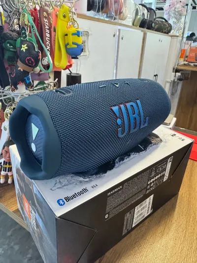 Беспроводная Колонка JBL Charge 6 люкс копия — миниатюра 1