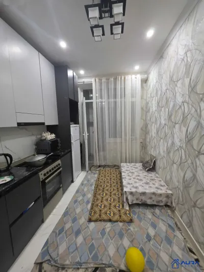 3-комн. квартира, 5 этаж, 83 м², И Сомони Серверный