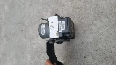 Блок ABS Hyundai Eques 2011-2014 — миниатюра 4
