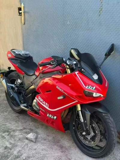 Мотоцикл Ducati 400 на заказ — миниатюра 4