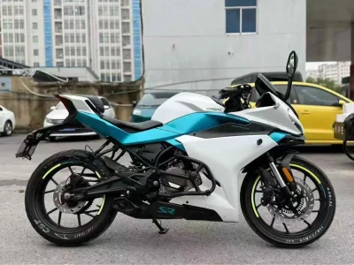 Мотоцикл CFMOTO SR — миниатюра 1