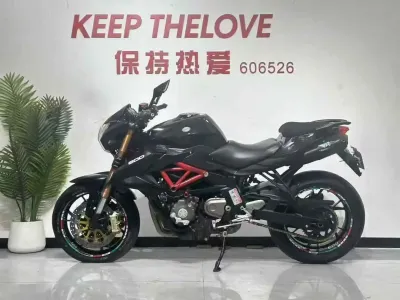 Мотоцикл Benelli — миниатюра 2