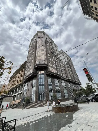 3-комн. квартира, 8 этаж, 108 м², Шохмансур — миниатюра 1