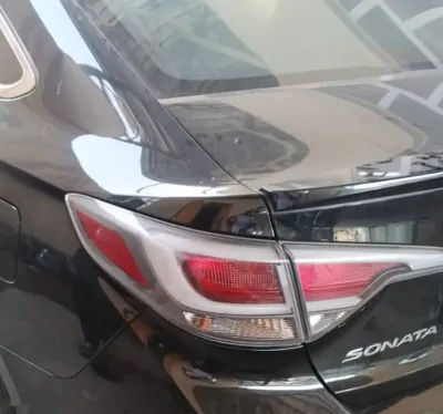 Задние стоп фары на Hyundai Sanata 2014-2016 — миниатюра 1