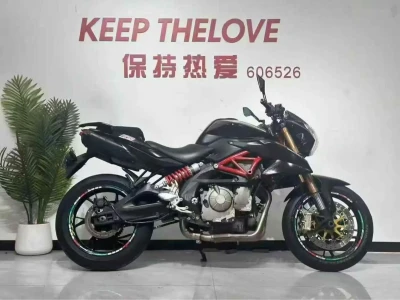 Мотоцикл Benelli — миниатюра 1