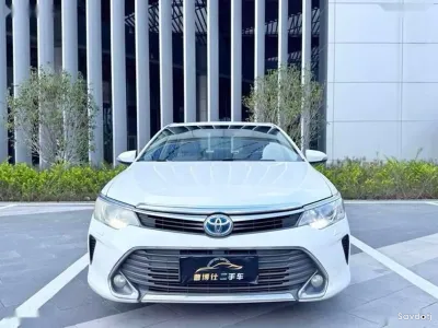 Toyota Camry, 2016