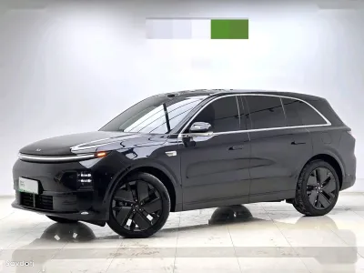 Li Auto (LiXiang) L6, 2025