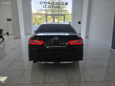 Toyota Camry, 2018