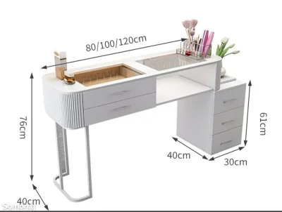 Маникюрный стол