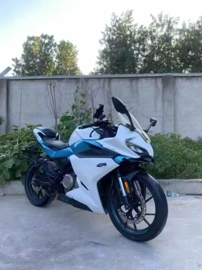 Мотоцикл CF Moto SR — миниатюра 2
