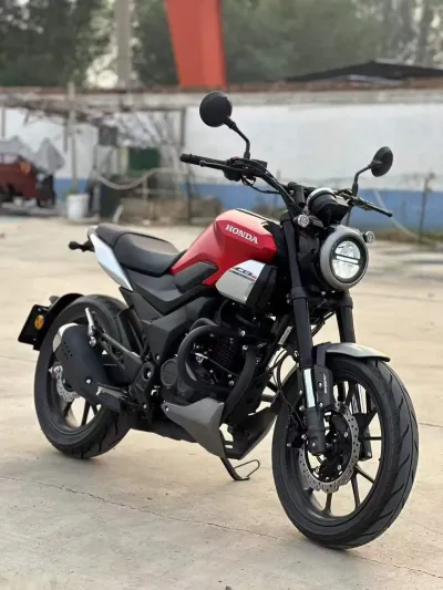 Мотоцикл Honda CB190 tr — миниатюра 1