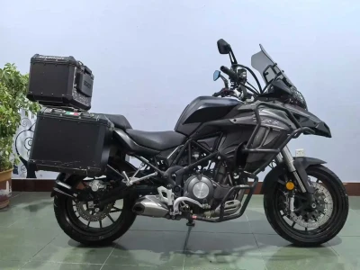 Мотоцикл Benelli TRX 502 — миниатюра 1