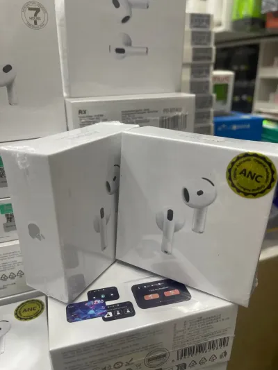 Беспроводные наушники Apple AirPods 3 — миниатюра 1