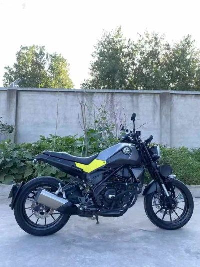 Мотоцикл Benelli — миниатюра 1