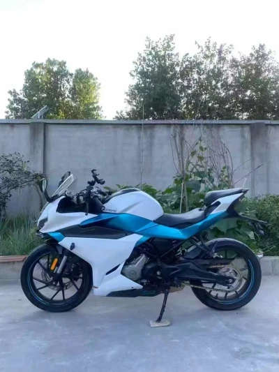 Мотоцикл CF Moto SR — миниатюра 4