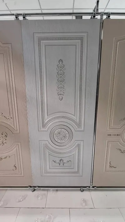 Дверь — миниатюра 1