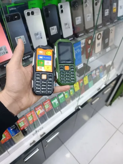Nokia 2sim Land Rover — миниатюра 2